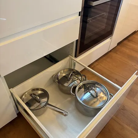 Sonnige Design-dachwohnung Mit Fernblick Apartamento *