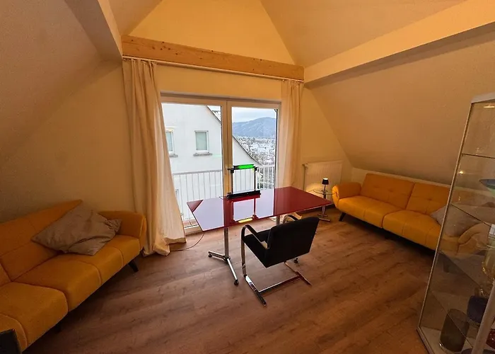 Apartment Sonnige Design-dachwohnung Mit Fernblick Koblenz (Rhineland-Palatinate)