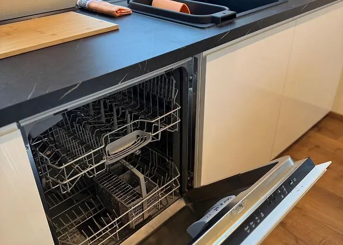 Sonnige Design-dachwohnung Mit Fernblick Apartamento *