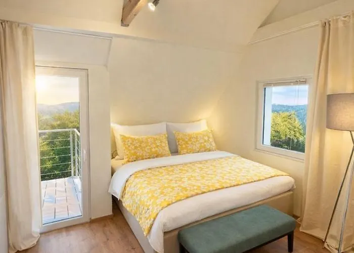 Apartamento Sonnige Design-dachwohnung Mit Fernblick *